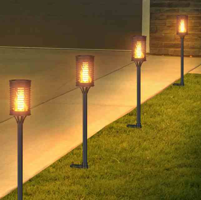 Artificial Rattan Flame Light Outdoor Garden Solar Light